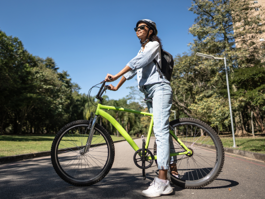 Como é bom andar de bicicleta para manter a forma e a saúde